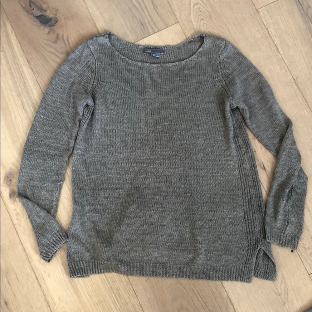Vince sweater gray XS NWT long sleeve knit